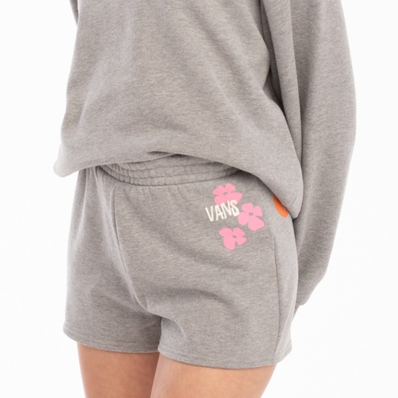 Vans Pants - NWT Vans Mascy Women’s Shorts
